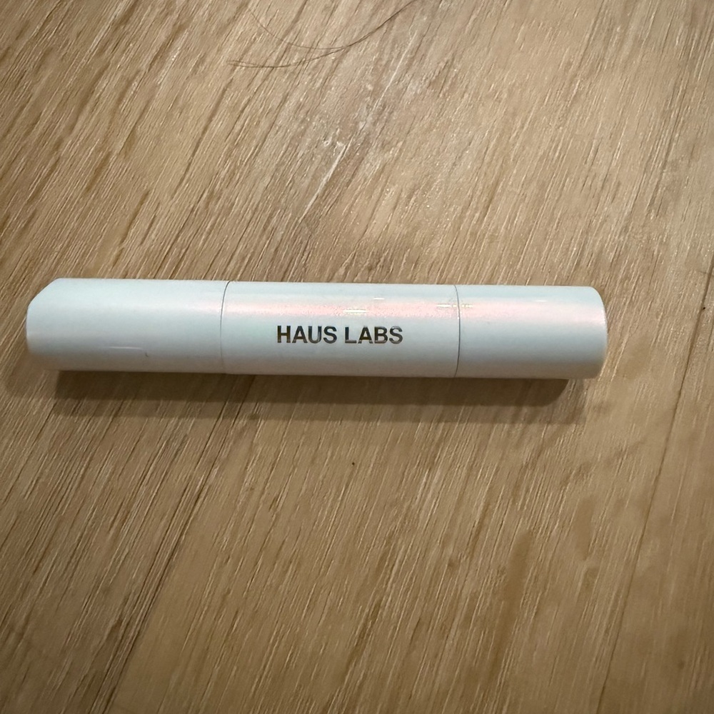 Haus Labs bio radiant glassy balm highlight stick